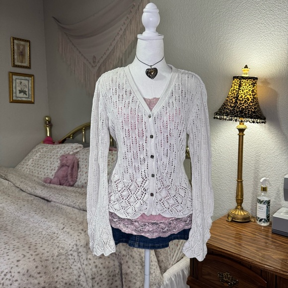 Y2K Women's White Knit Sweater - Picture 4 of 11